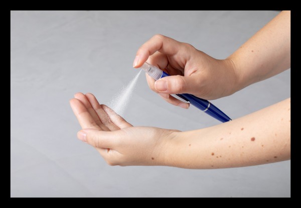 Spren pix cu spray  albastru